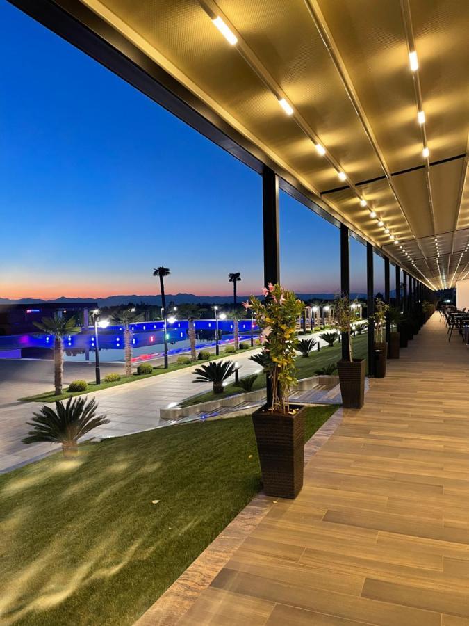 Deluxe Resort And Spa Koplik Exterior foto