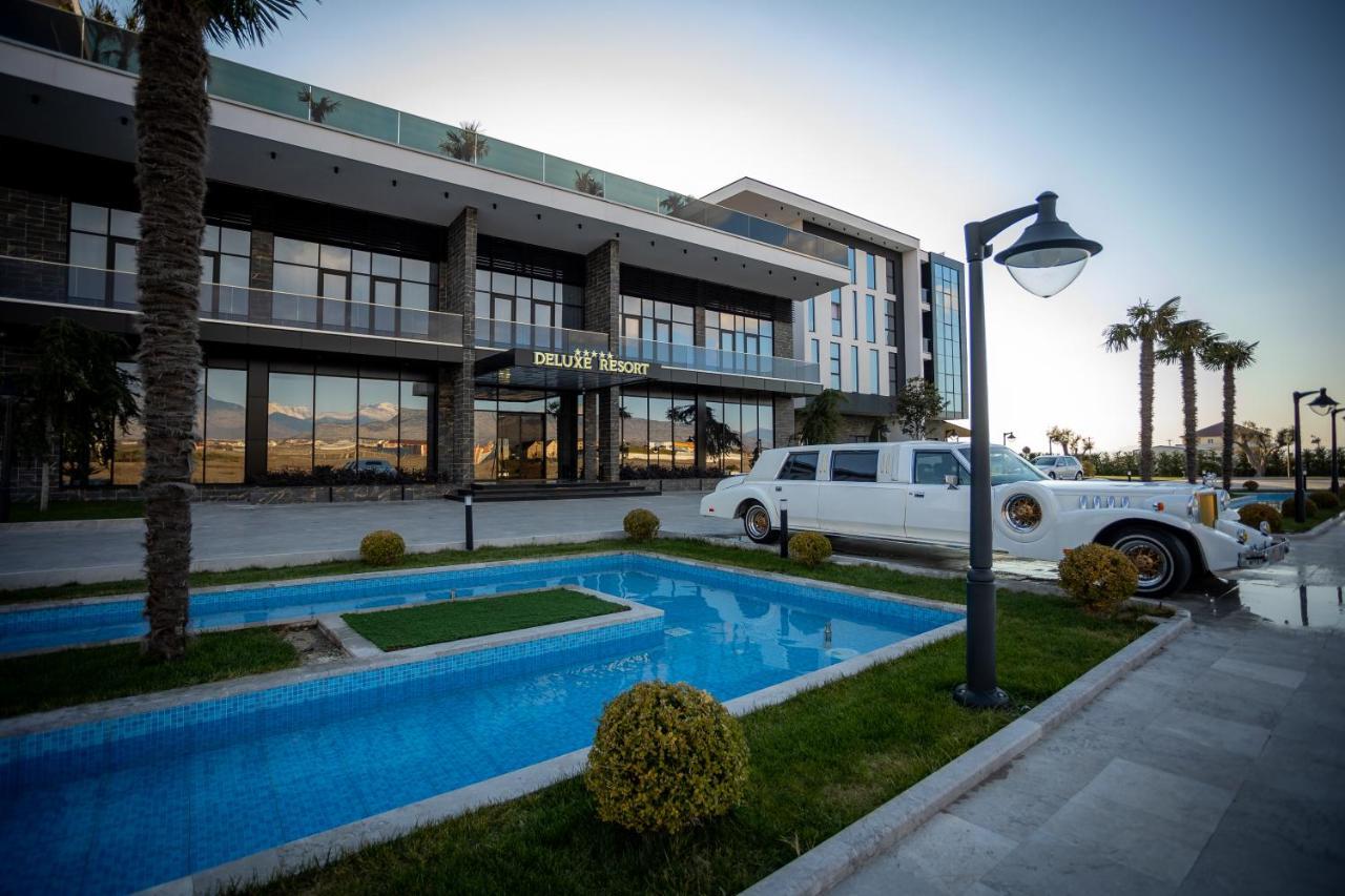Deluxe Resort And Spa Koplik Exterior foto